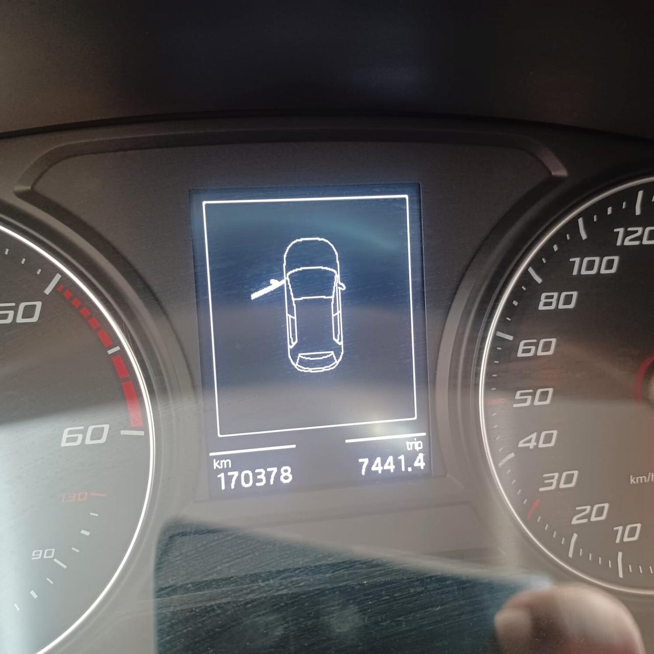 REGOLARMENTE TAGLIANDATA LEON 1.6 TDI PERFETTA