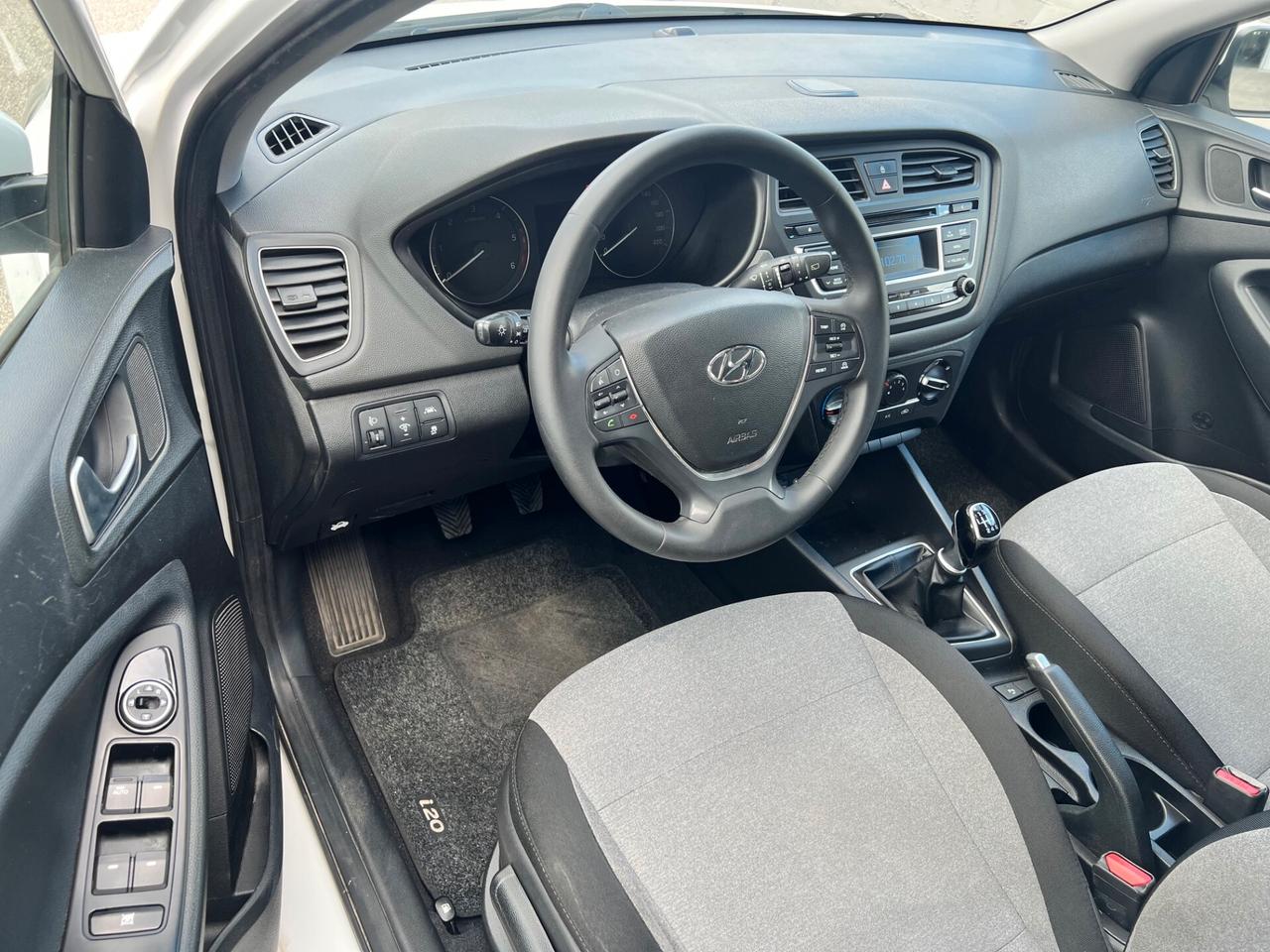 Hyundai i20 5p 1.1 crdi Comfort 75cv CLIMA/TELPDC OK NEOPAT.