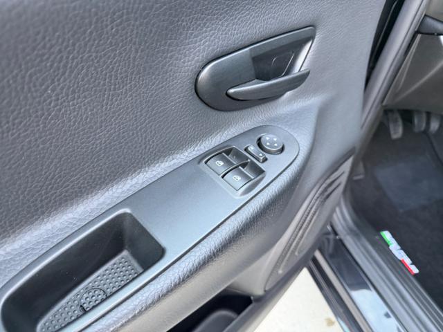 LANCIA Ypsilon HYBRID GOLD+NAVI+SENSORI PARK+5 POSTI