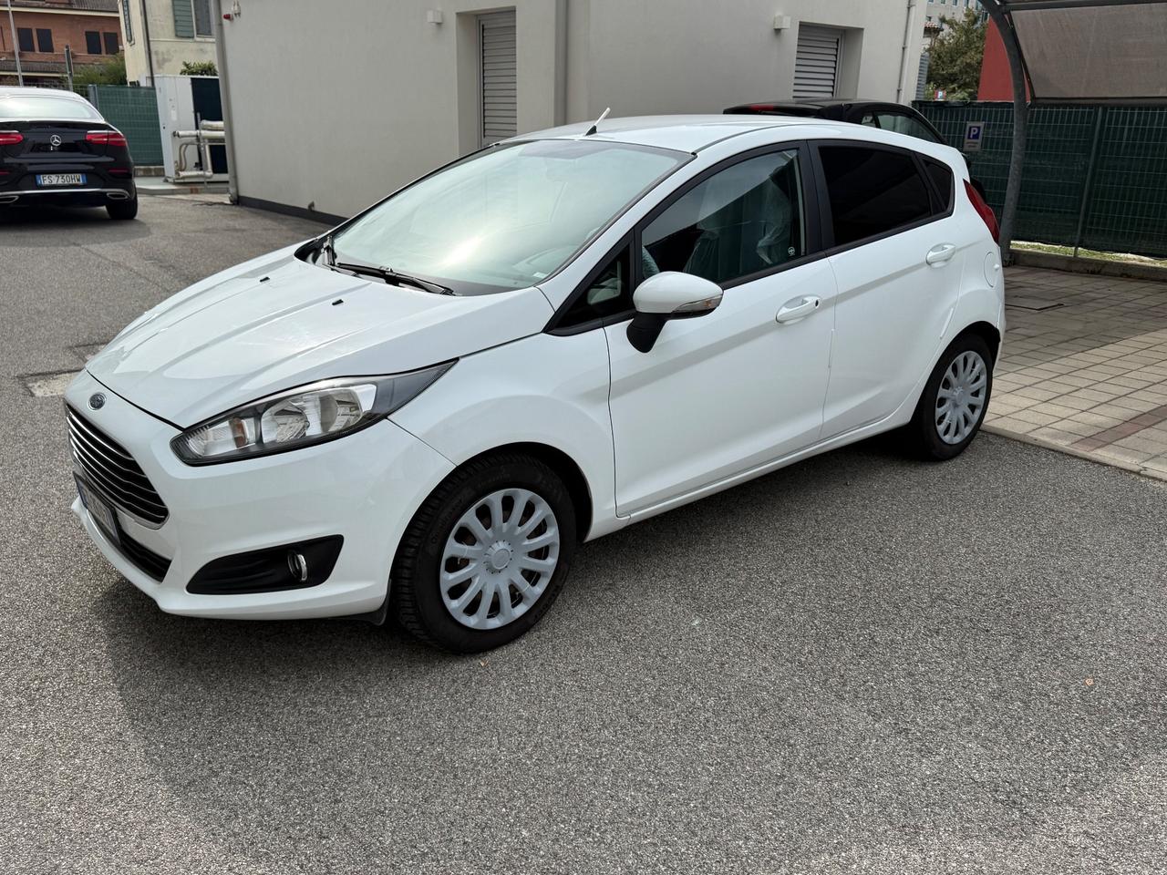 Ford Fiesta 1.5 TDCi 75CV 5 porte Titanium