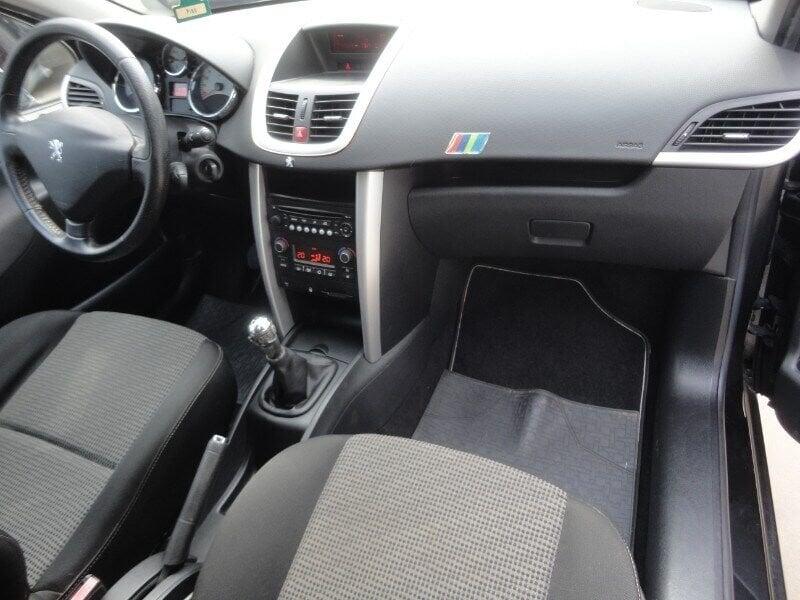 Peugeot 207 1.6 HDi 110CV 5p. XS