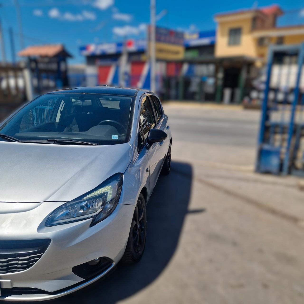 Opel Corsa 1.2 5 porte