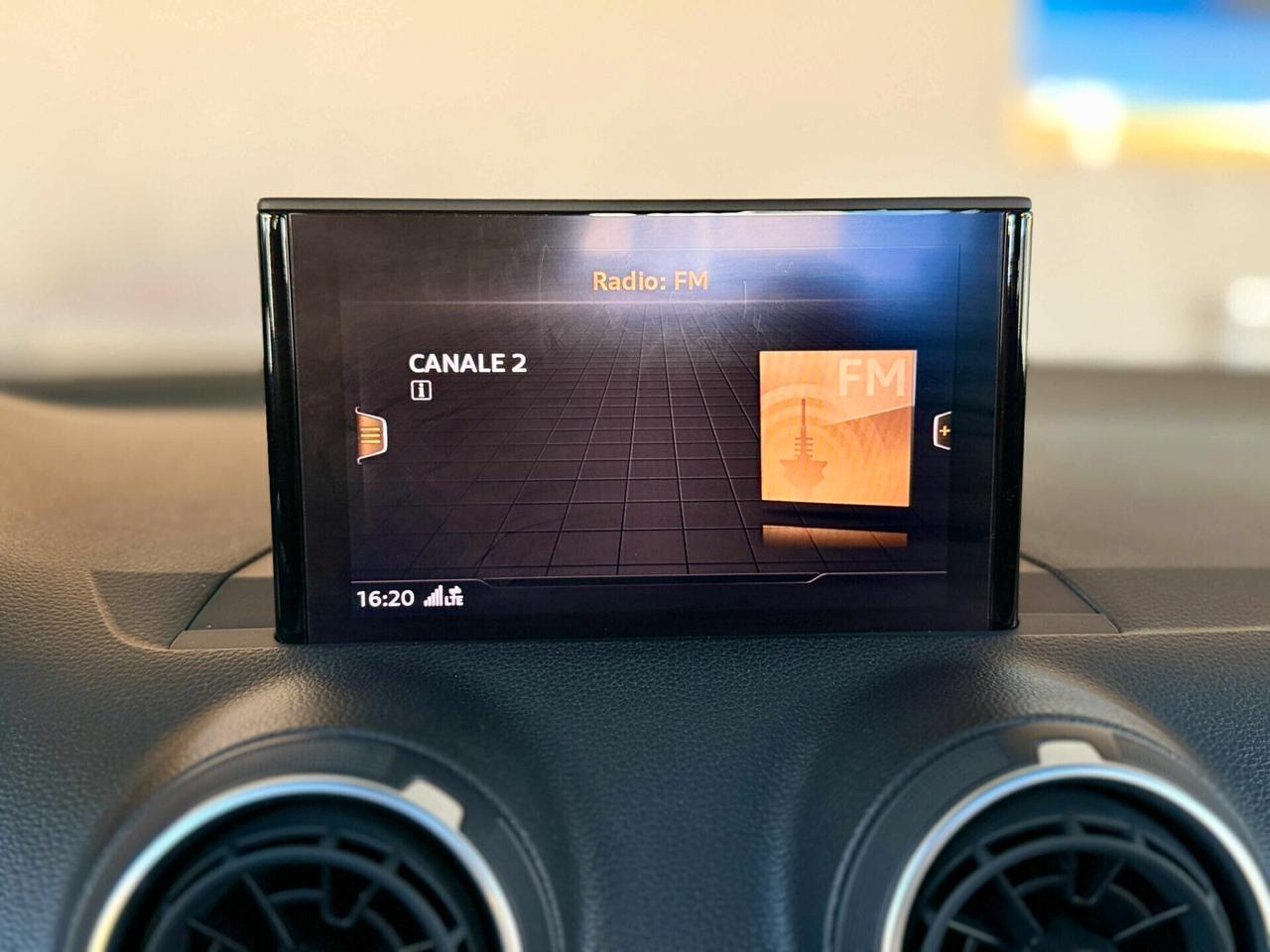 Audi Q2 35 TDI quattro S tronic line Edition