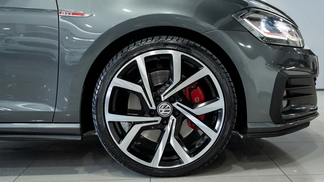 Volkswagen Golf GTI 7.5 PERFORMANCE 245CV DSG TETTO XENO NAVI FULL OPTIONAL
