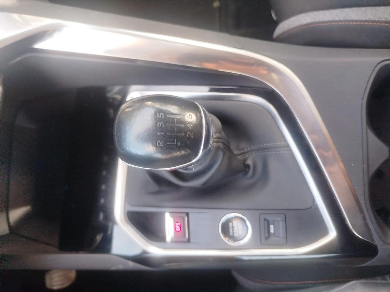 Peugeot 5008 1.5 130 CV *PREZZO VERO* 7 POSTI UNIPRO KM CERTI