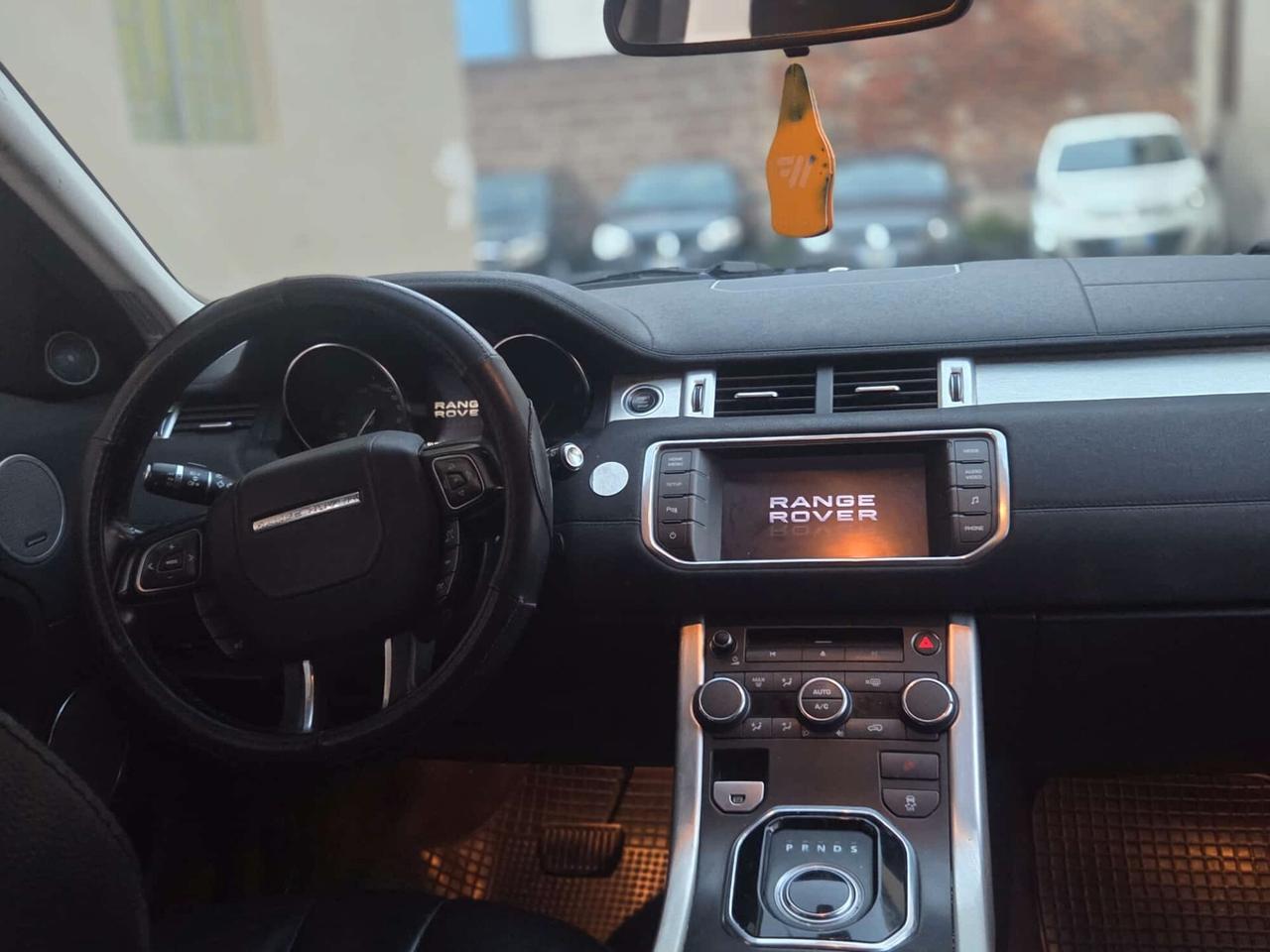Land Rover Range Evoque 2.2 TD4 5p. Dynamic perfetta