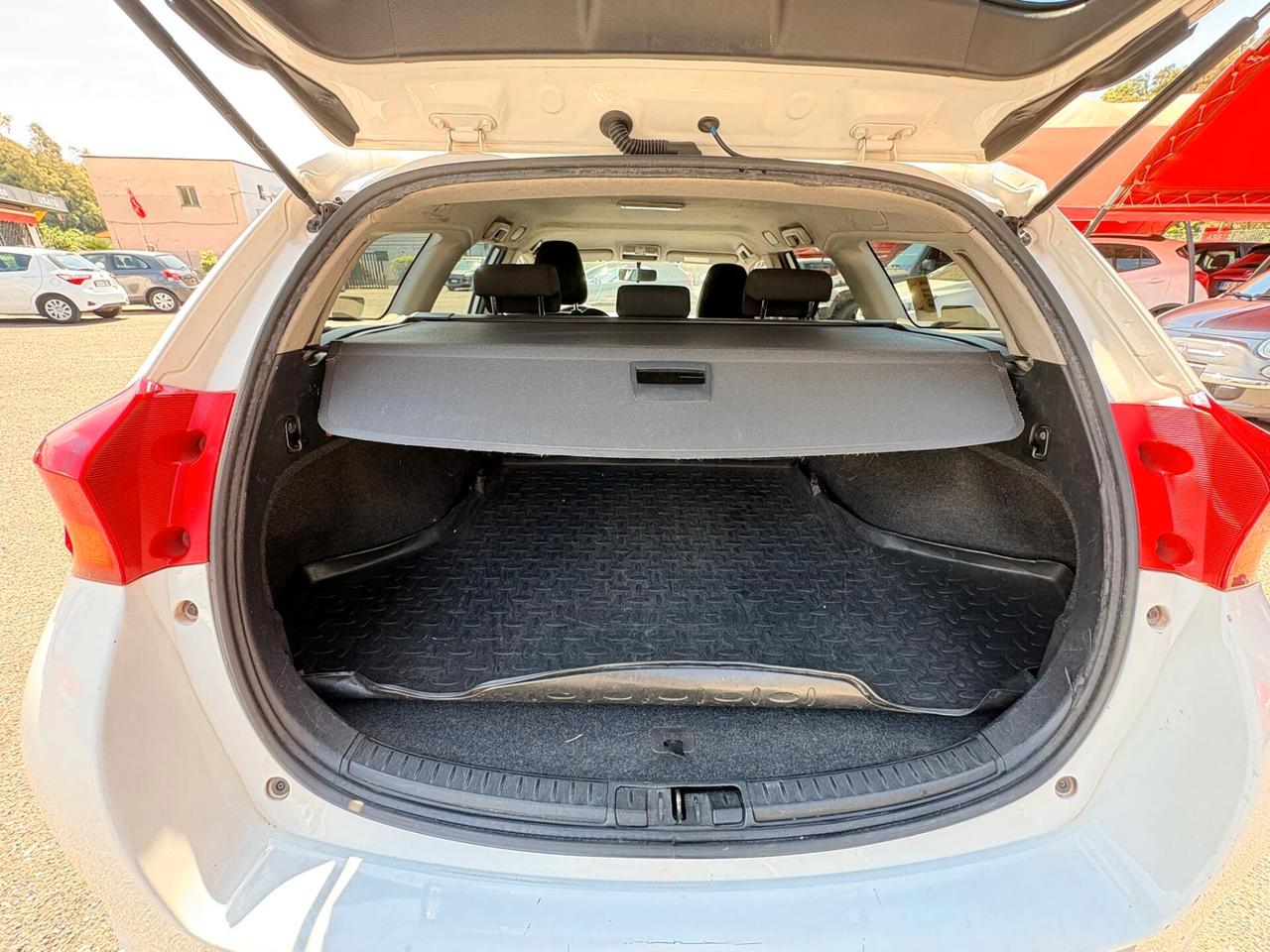 Toyota Auris Touring Sports 1.8 Hybrid Active Plus