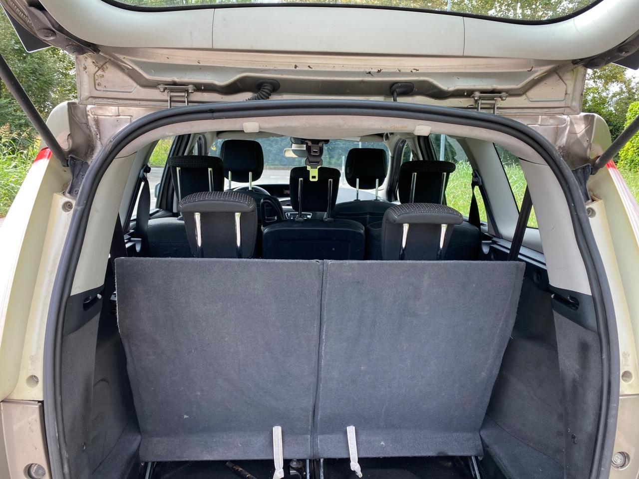 Renault Scénic 1.5 dCi 110CV 7 POSTI 2009