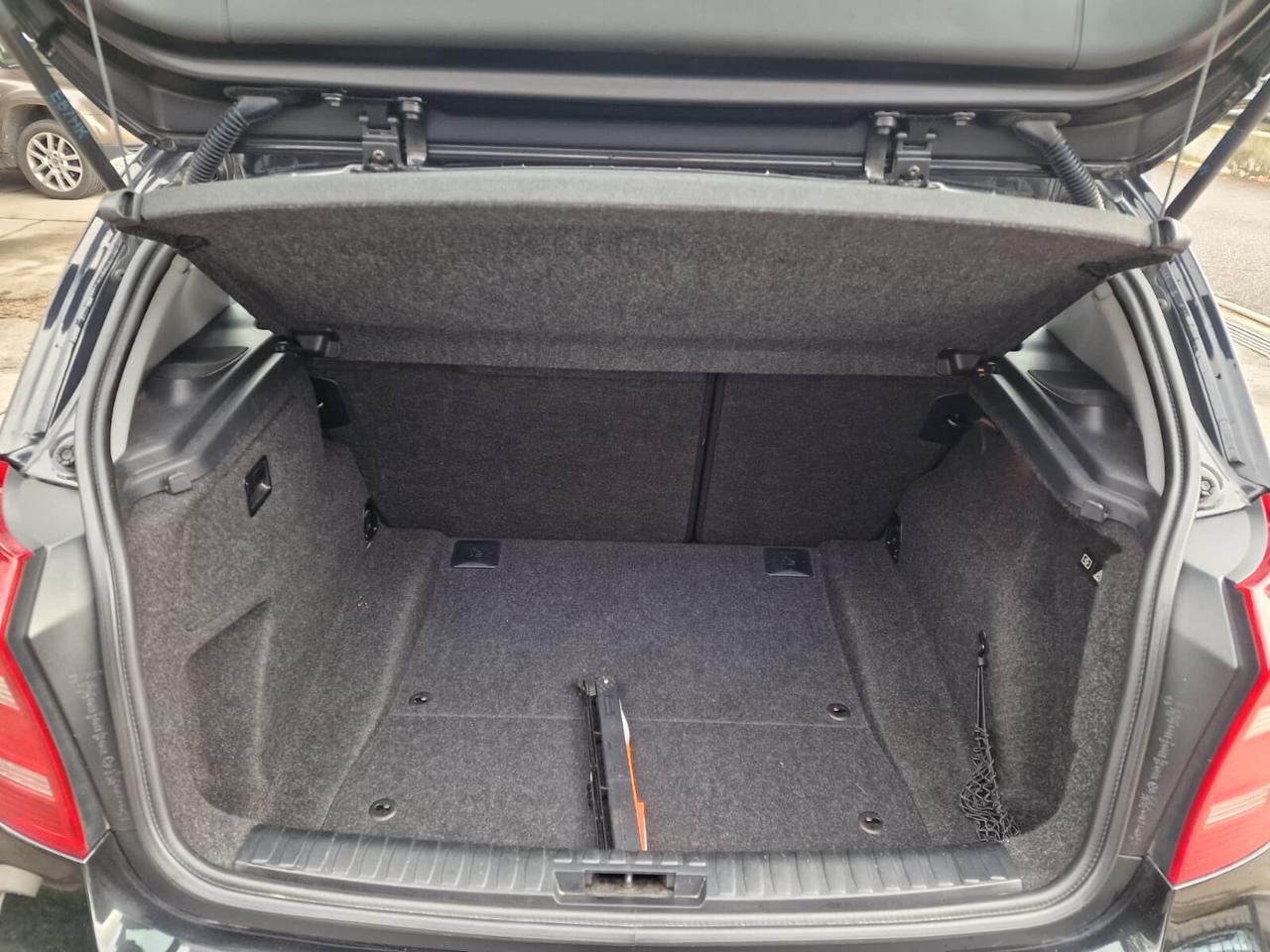 Bmw 116i cat 5 porte Futura