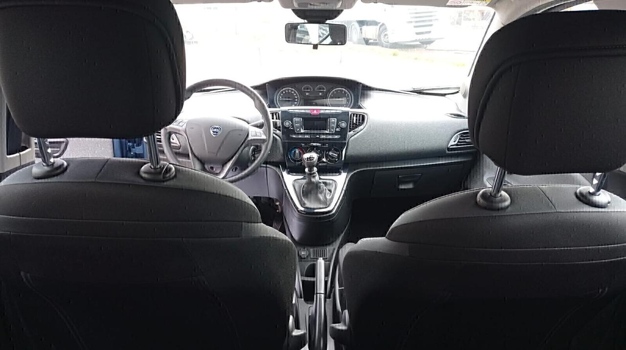 Lancia Ypsilon 1.0 FireFly 5 porte S&S Hybrid Silver Plus *PREZZO REALE*