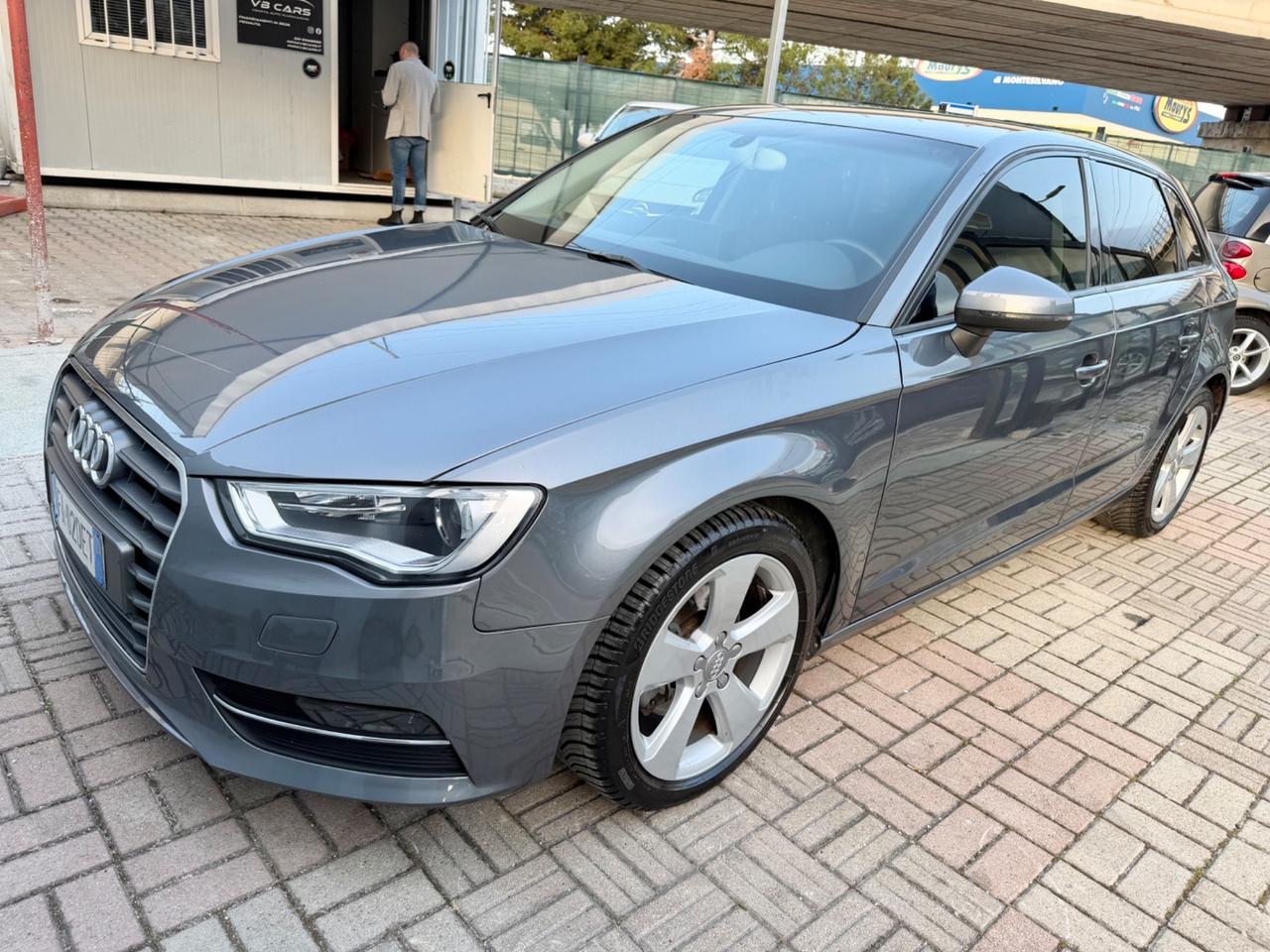 Audi A3 Sportback 1.6 TDI Ambition - GARANZIA