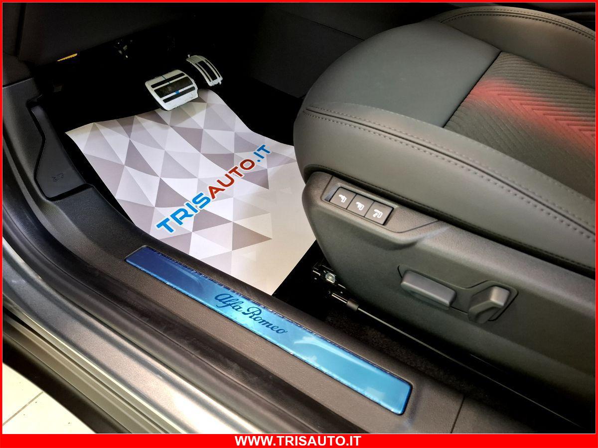 ALFA ROMEO Junior 1.2T Hybrid eDCT6 145cv Speciale NEOPATENTATI IVATA