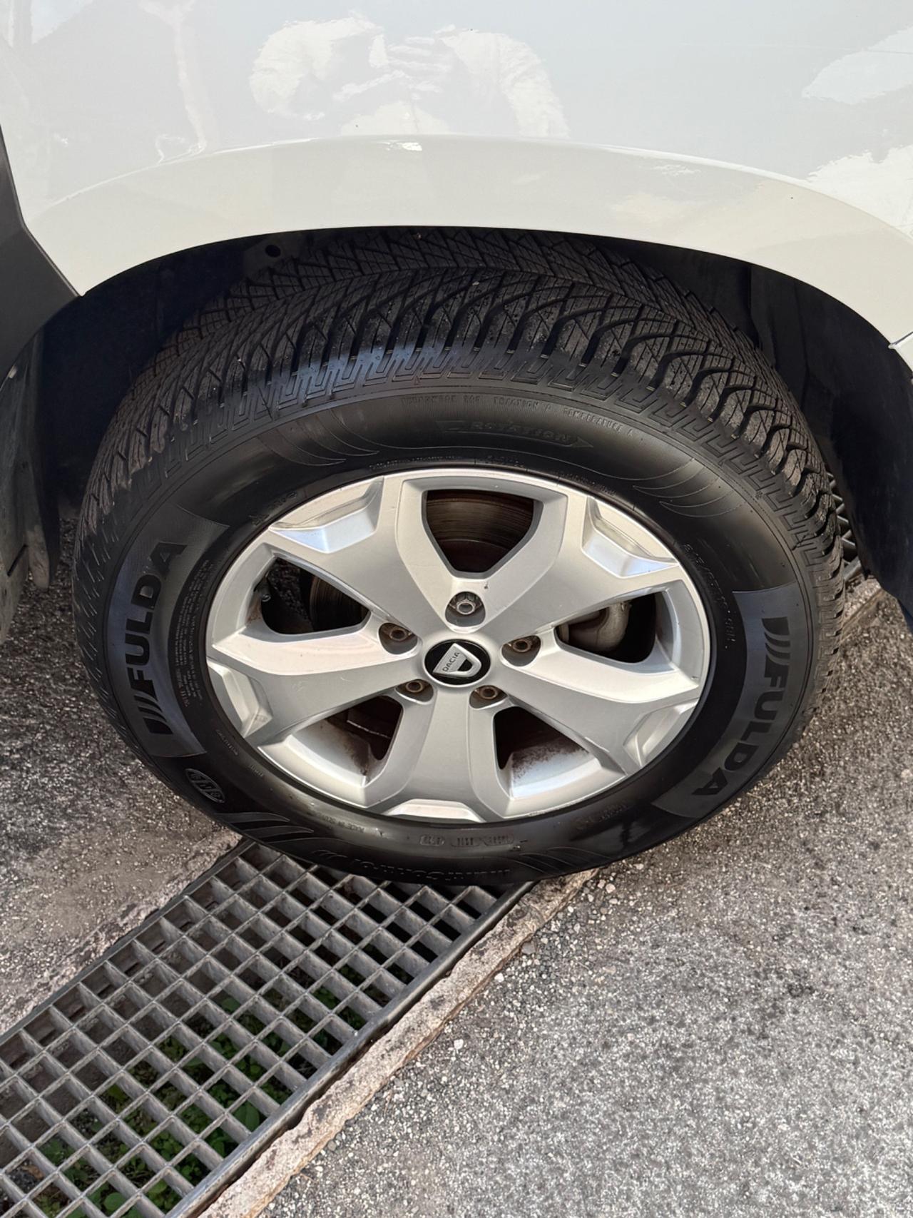 Duster 1.6 115CV/GPL/rate/permute/unipro