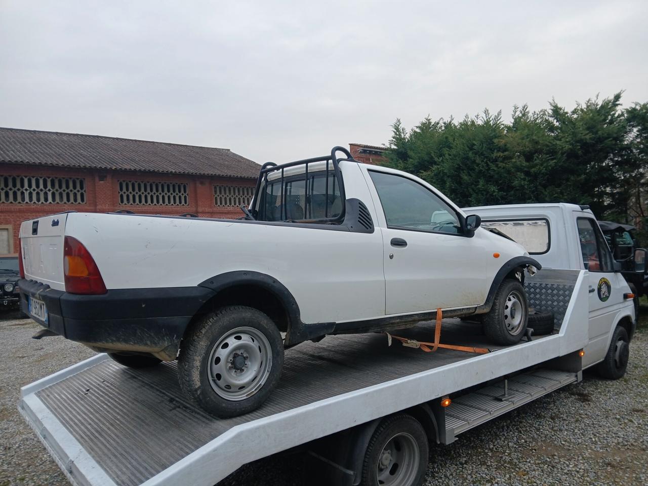 Fiat Strada 1.9 diesel Pick-up