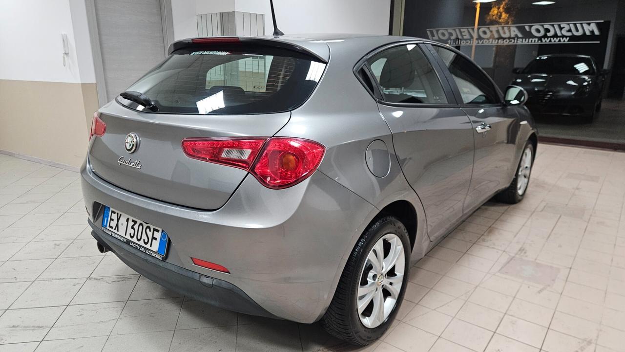 Alfa Romeo Giulietta 1.6 JTDm-2 105 CV Exclusive