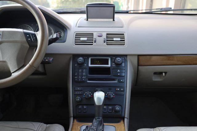 VOLVO XC90 2.4 D5 163 CV Automatica AWD EXPORT o COMMERCIANTI