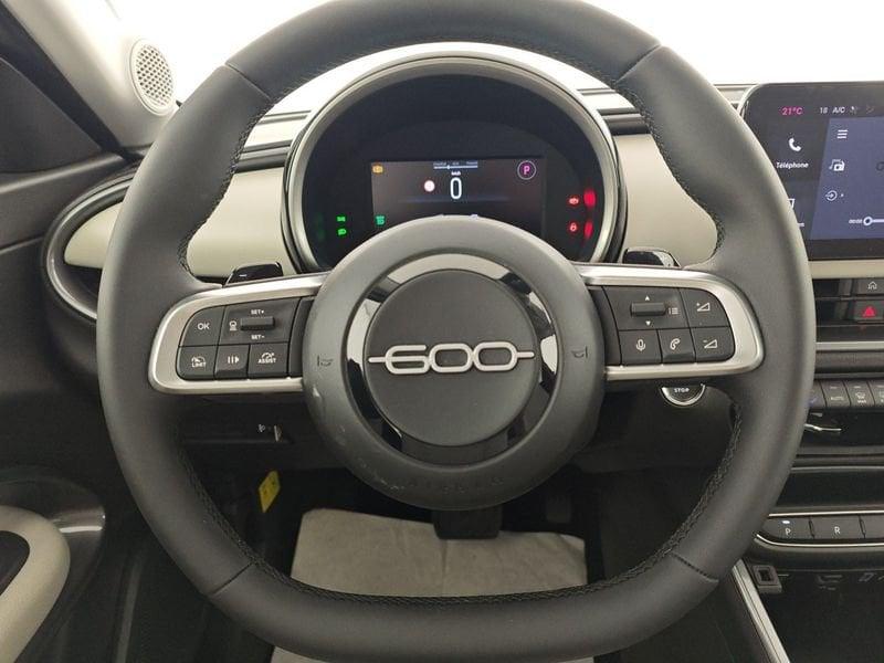 FIAT 600 Hybrid DCT MHEV La Prima + VERNICE " VARI COLORI DISPONIBILI"