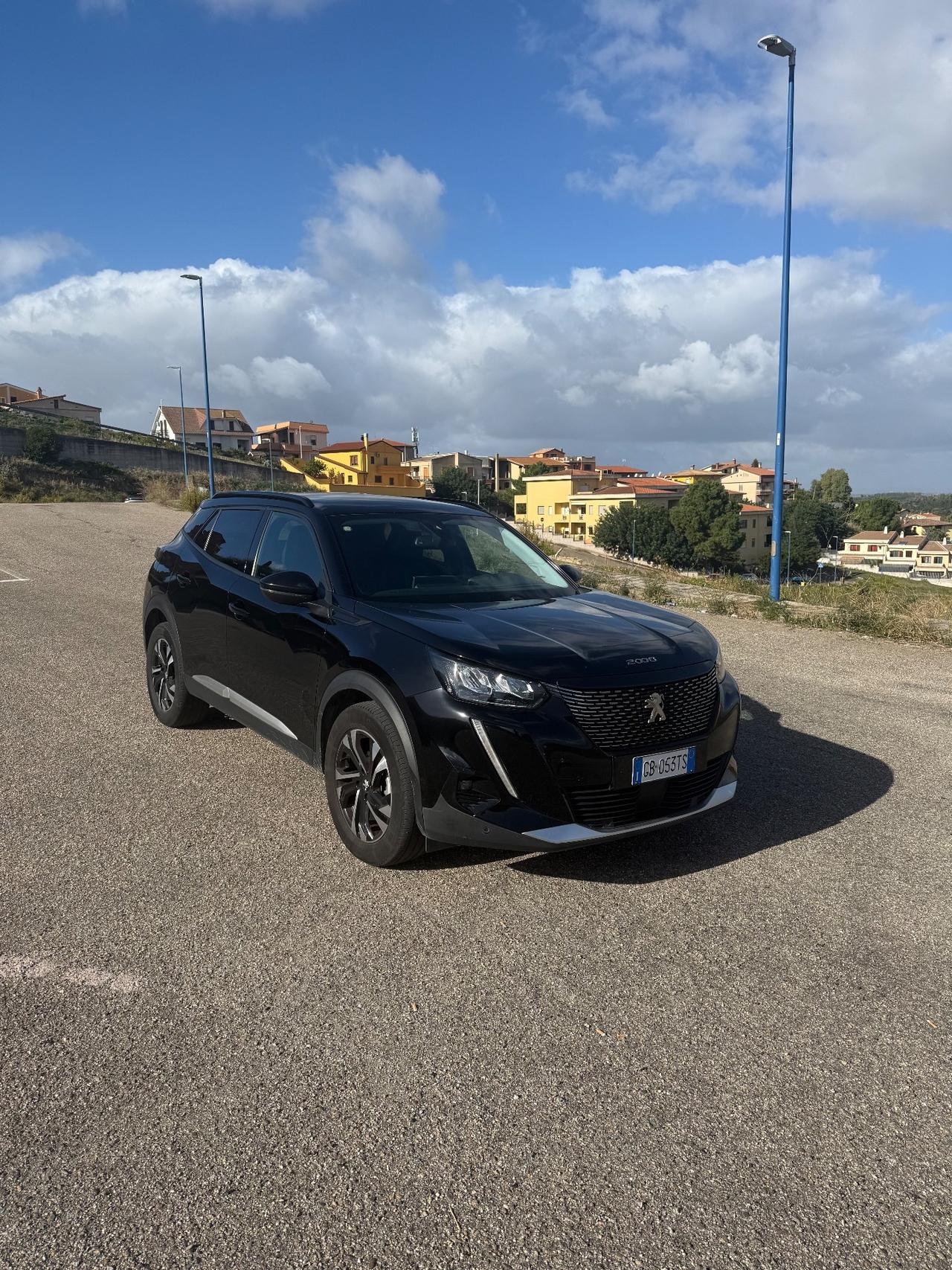 Peugeot 2008 BlueHDi 100 S&S Allure Navi Pack