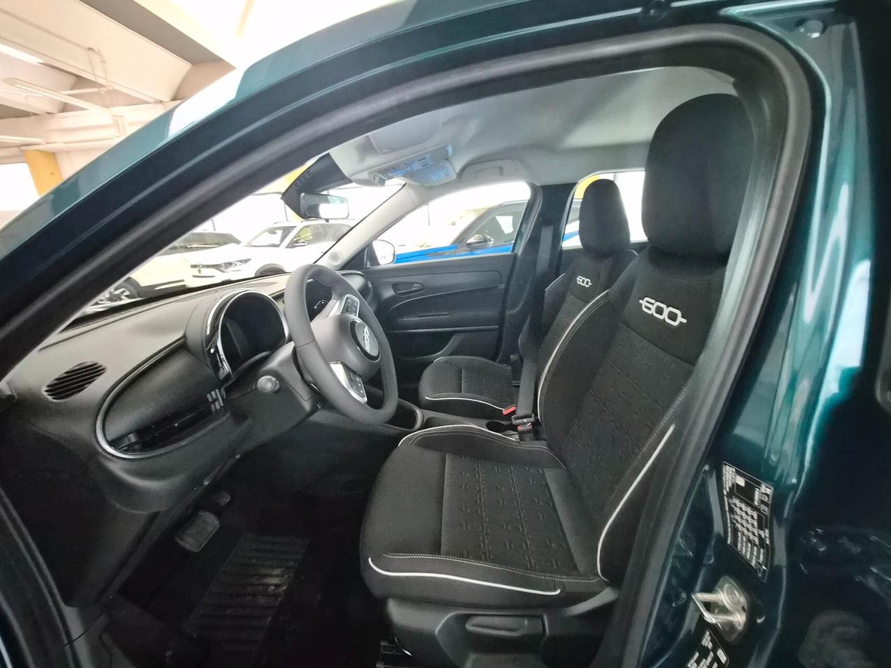 Fiat 600 Hybrid 110 CV DCT MHEV Icon