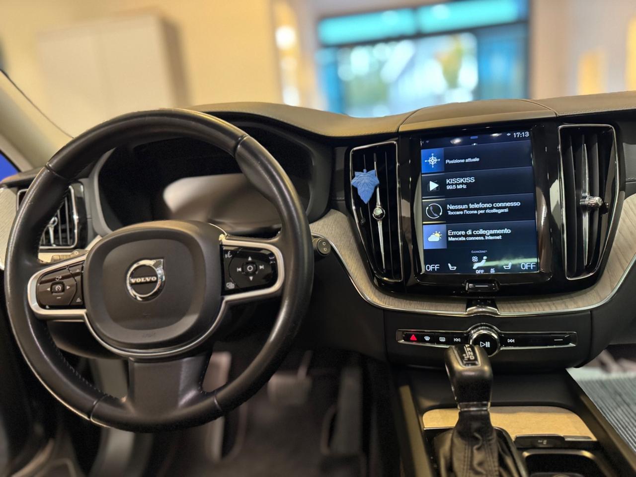 Volvo XC 60 AUTOMATICA Regenered Car