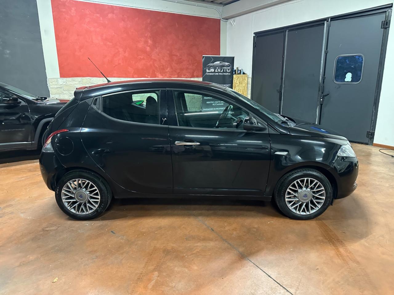 Lancia Ypsilon 1.3 MJT 16V 95 CV 5 porte S&S Gold
