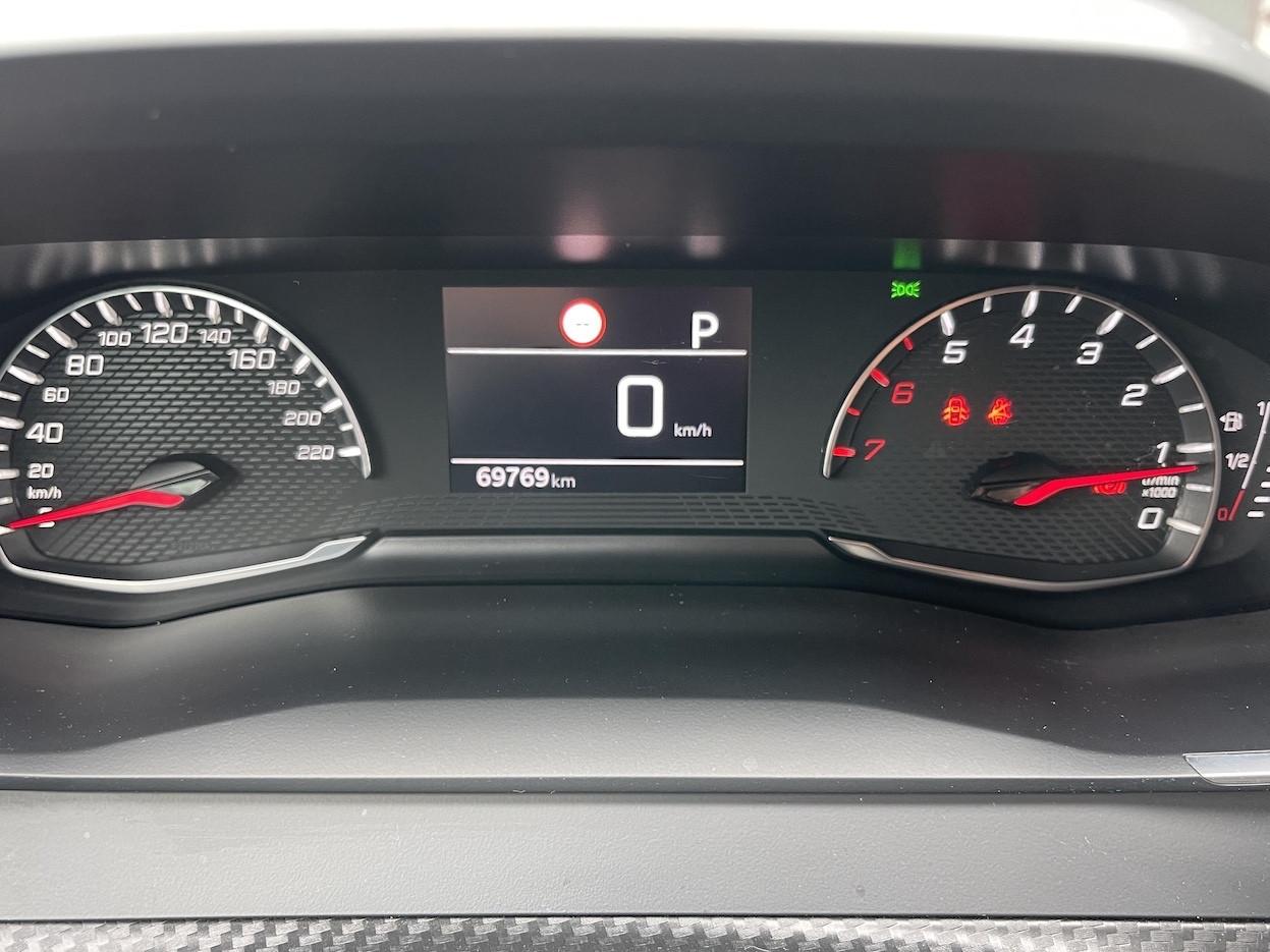 Peugeot 2008 1.2 Benzina 131CV E6 Neo. Automatica - 2021