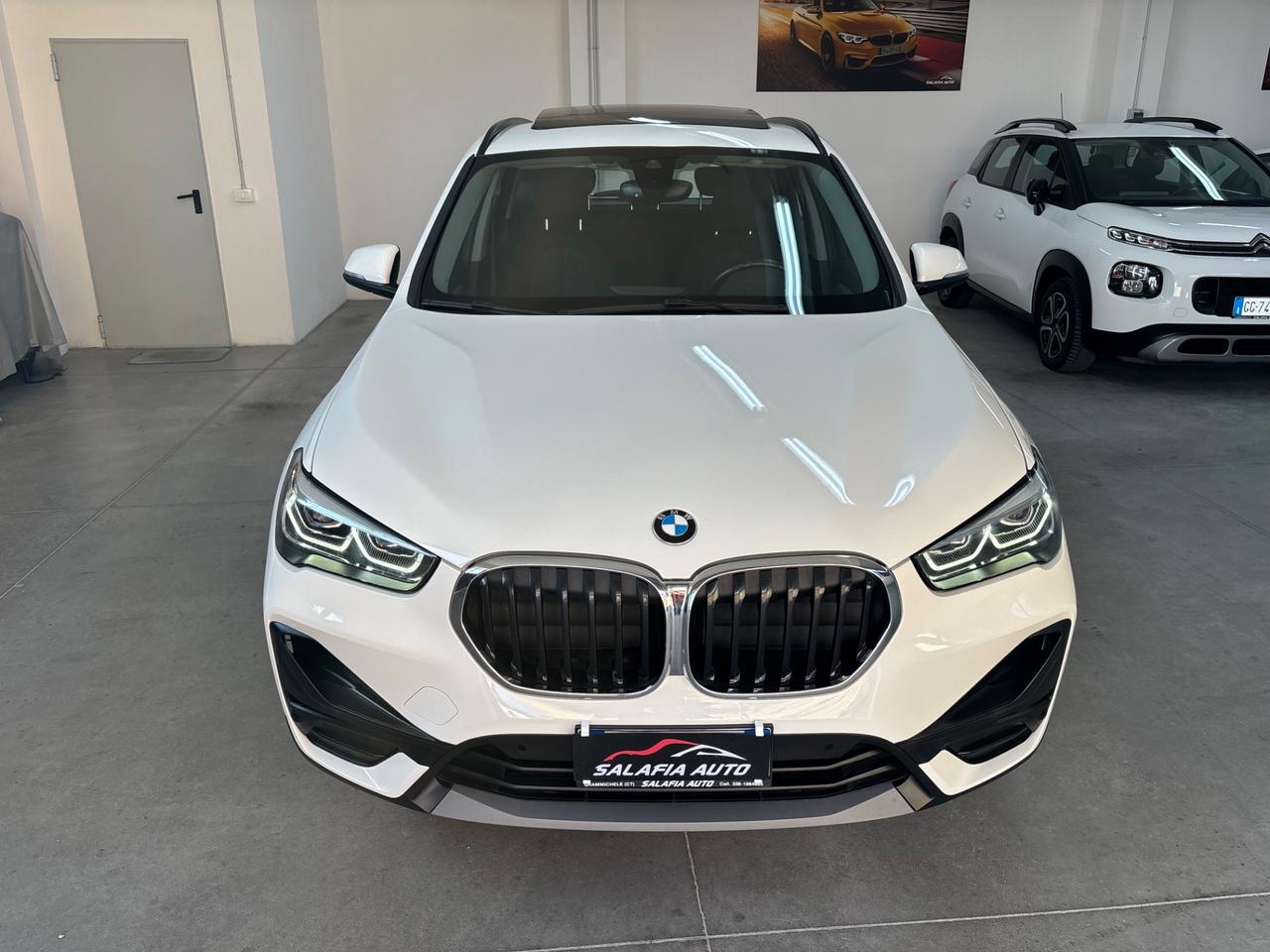 Bmw X1 sDrive18d Business Aut. 8 Steptronic Tetto panoramico