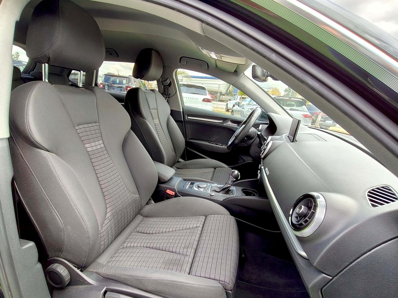 Audi A3 SPB 1.6 TDI S tronic Line - 2017