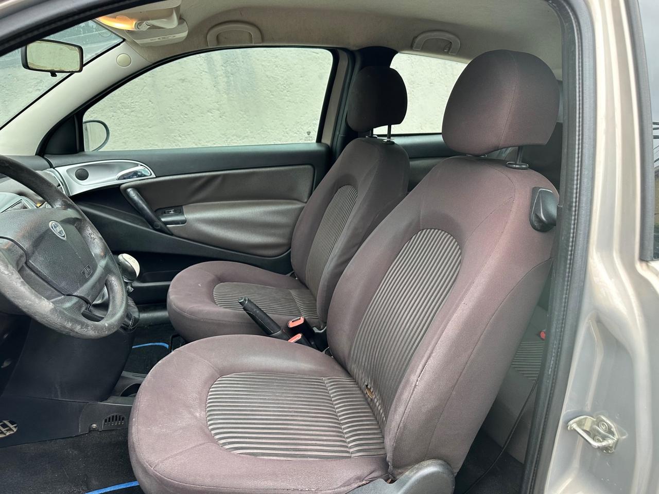 Lancia Ypsilon 1.2 Oro