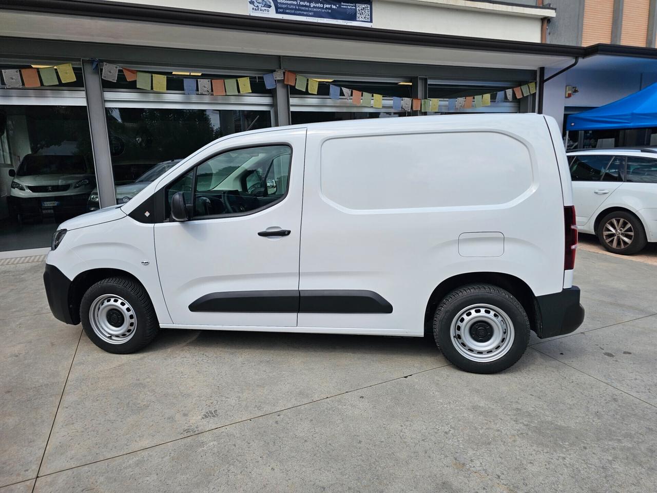 FIAT DOBLÒ / 2022 / 4P / VETT. FURGONATA VAN CH1 1.2 BENZINA 110CV MT6