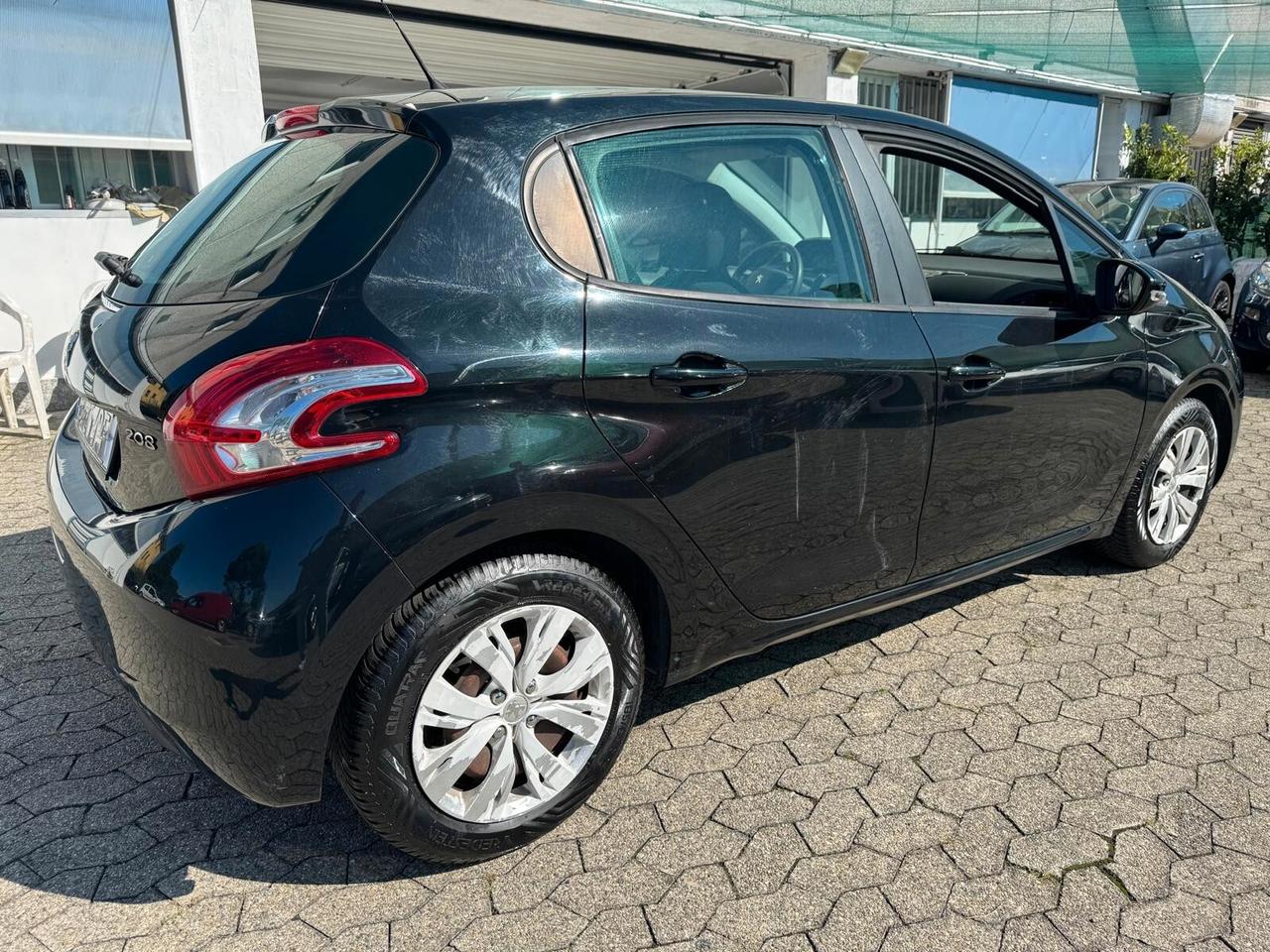 Peugeot 208 1.2 VTi 82 CV 5 porte Active