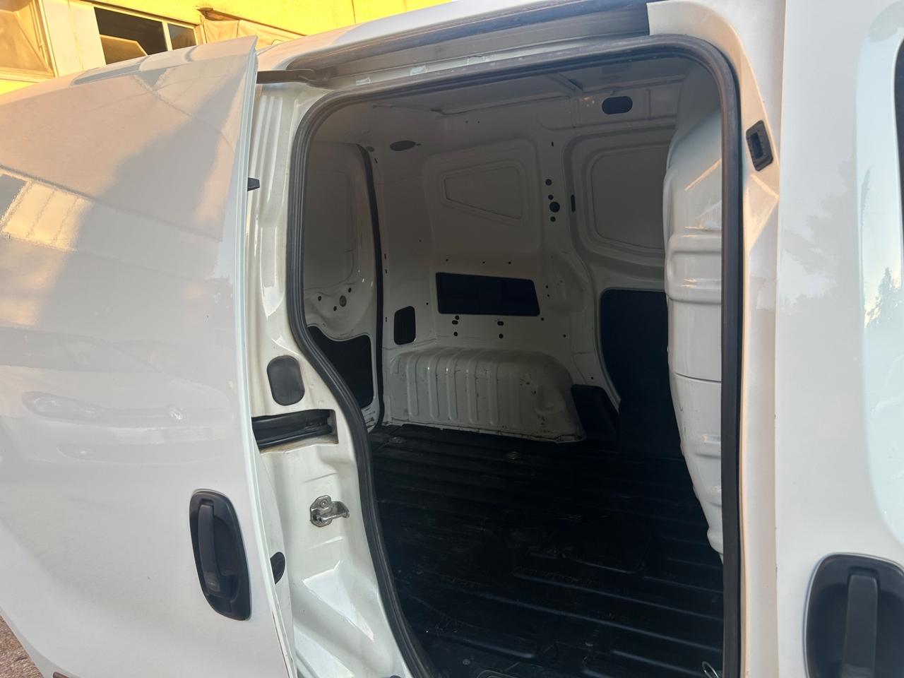 Fiat Fiorino 1.3 MJT 75CV