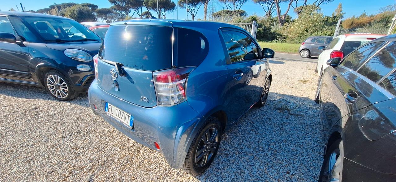 Toyota iQ 1.0 Sol cvt