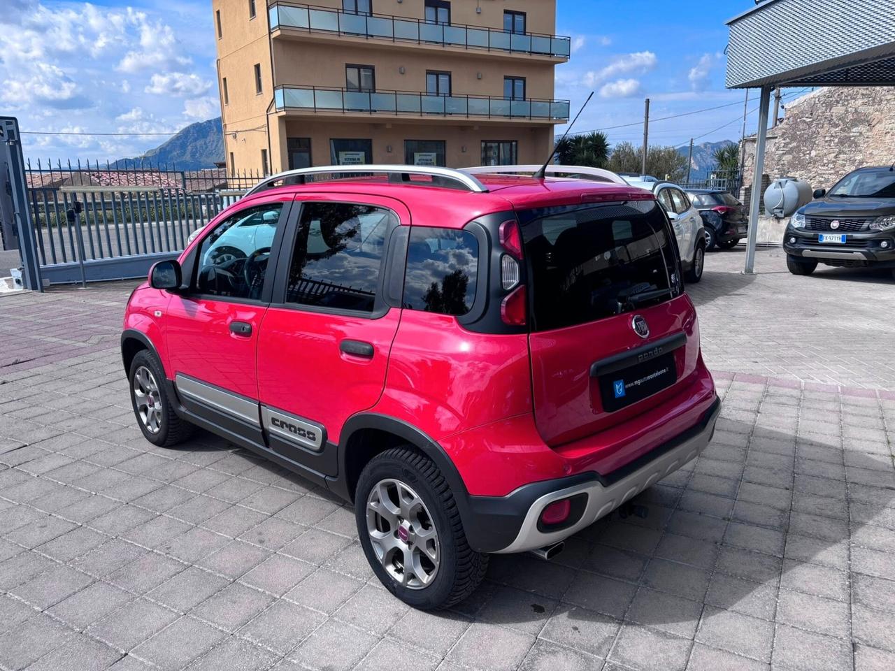 FIAT PANDA CROSS