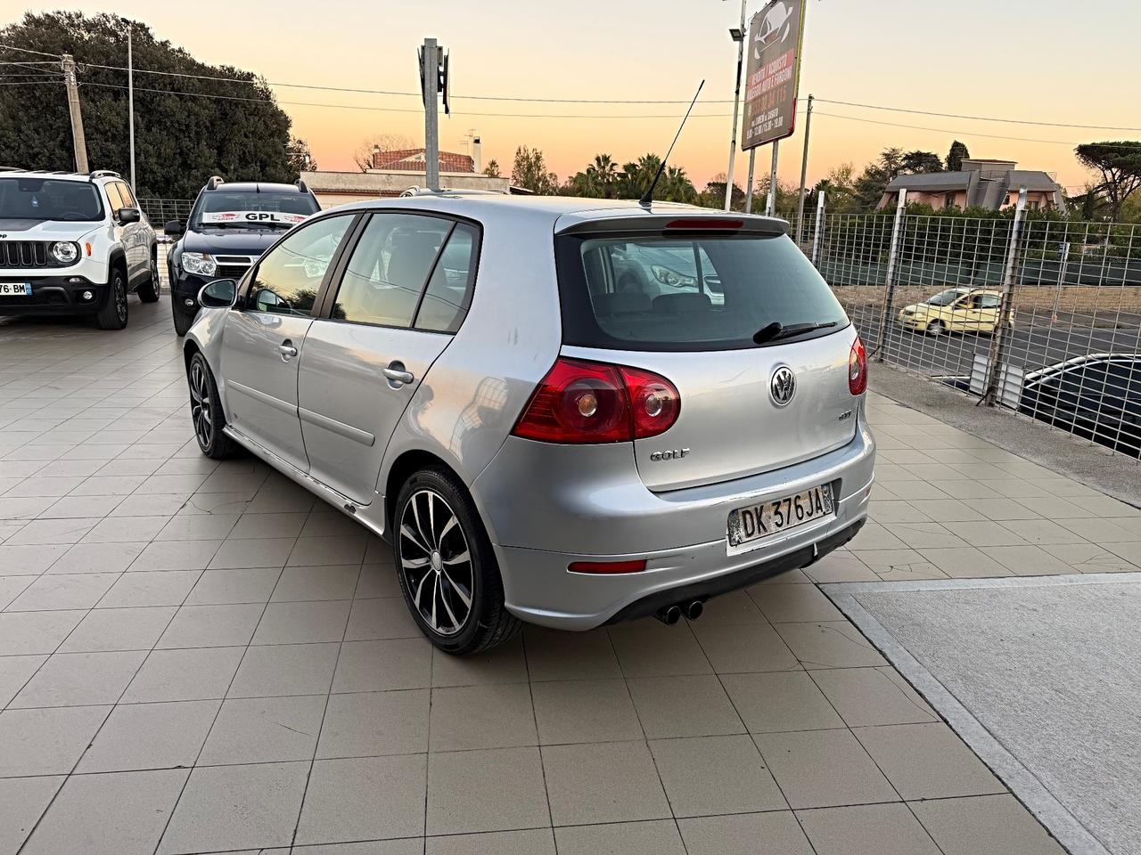Volkswagen Golf 1.9 TDI DPF 5p. GT Sport