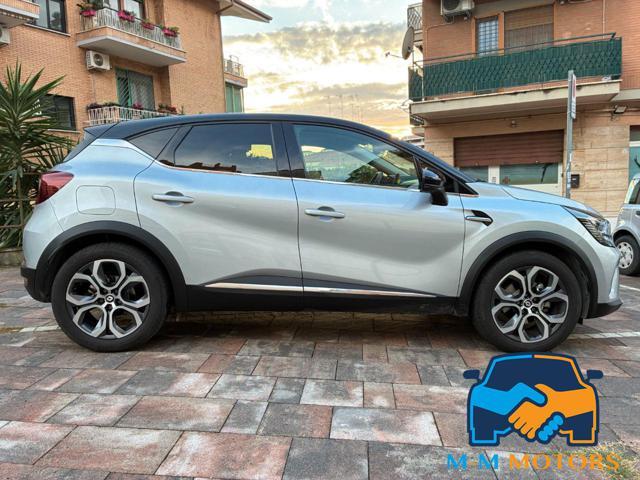 RENAULT Captur E-Tech Techno Fast Track 145 cv