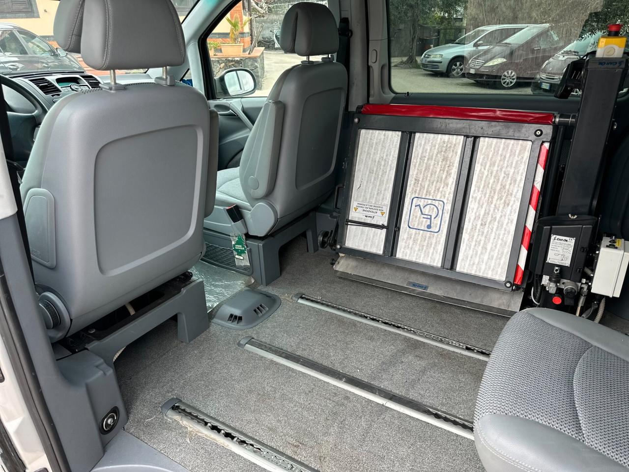 Mercedes-Benz Vito 2.2 115 CDI Trasporto Disabili - Pedana Elettrica
