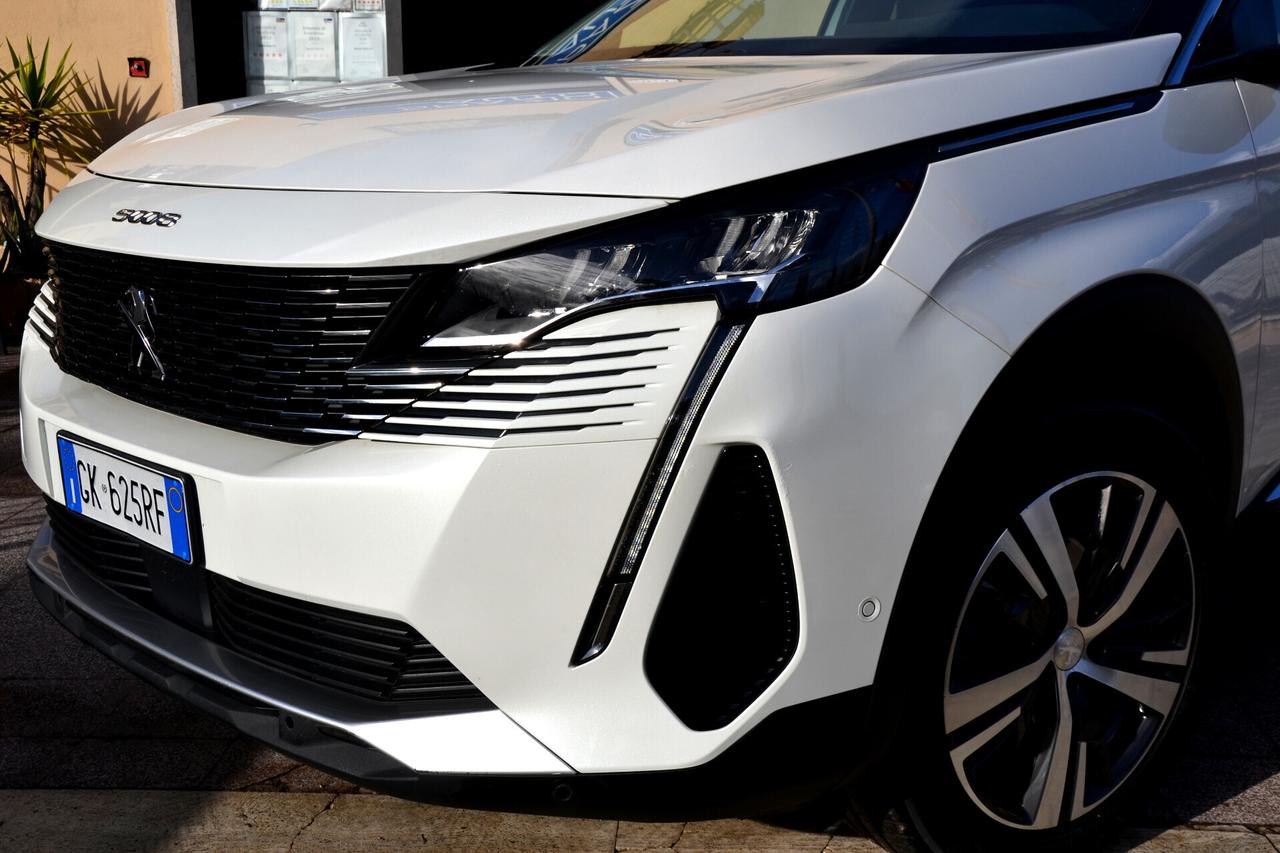 Peugeot 5008 1.5 HDi 130CV 7POSTI AUT.+NAV+LED+RCAM+PELLE+PDC