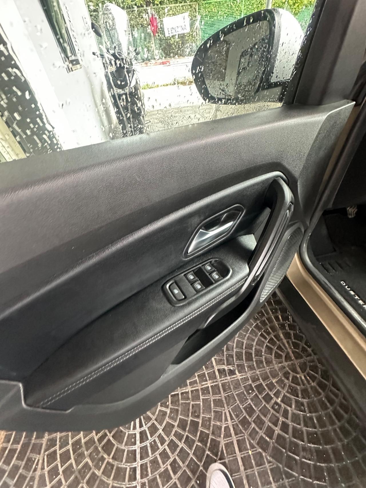 Dacia Duster 1.6 SCe GPL 4x2 Techroad