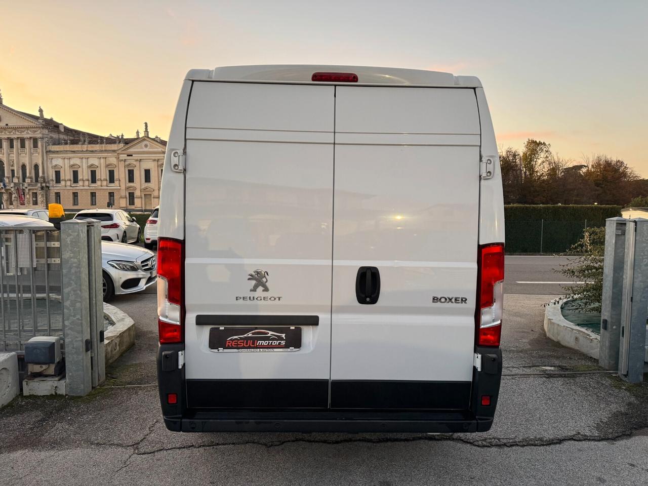 Peugeot Boxer 335 2.2 BlueHDi 140 S&S PM-TM Furgone