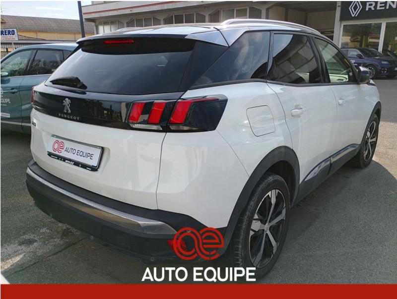 Peugeot 3008 BlueHDi 130 EAT8 S&S Allure