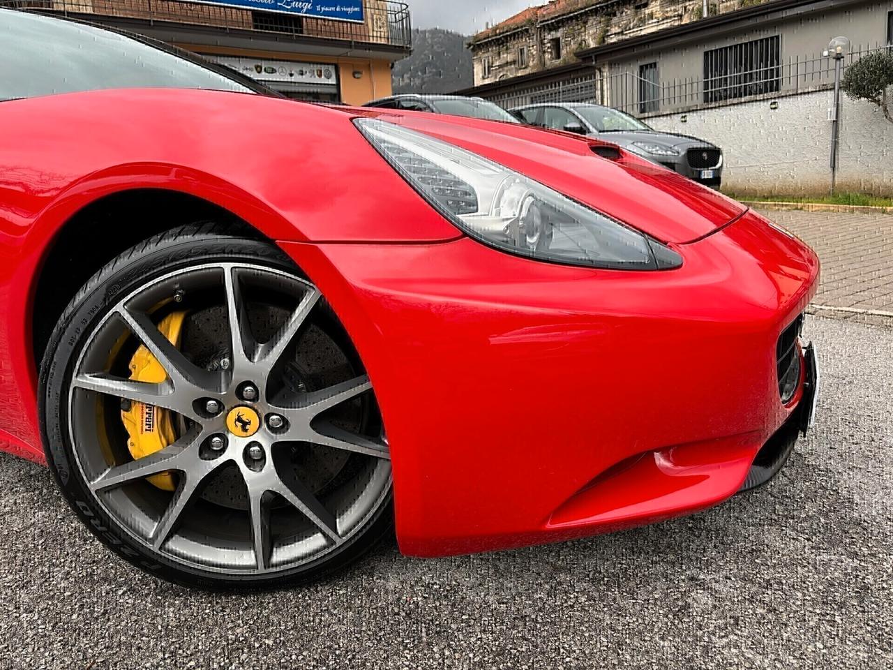 Ferrari California DCT 4.3 V8 460 CV