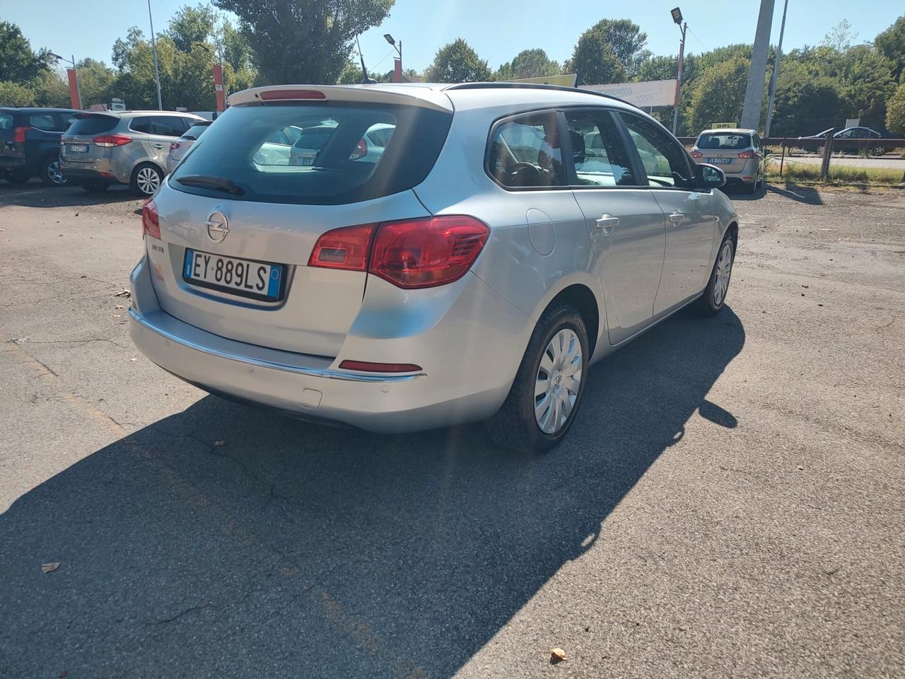 Opel Astra 1.4 140CV Sports Tourer Cosmo, BENZINA\GPL CON SCADENZA 2035, OK NEOPATENTATI, GARANZIA L.12 MESI