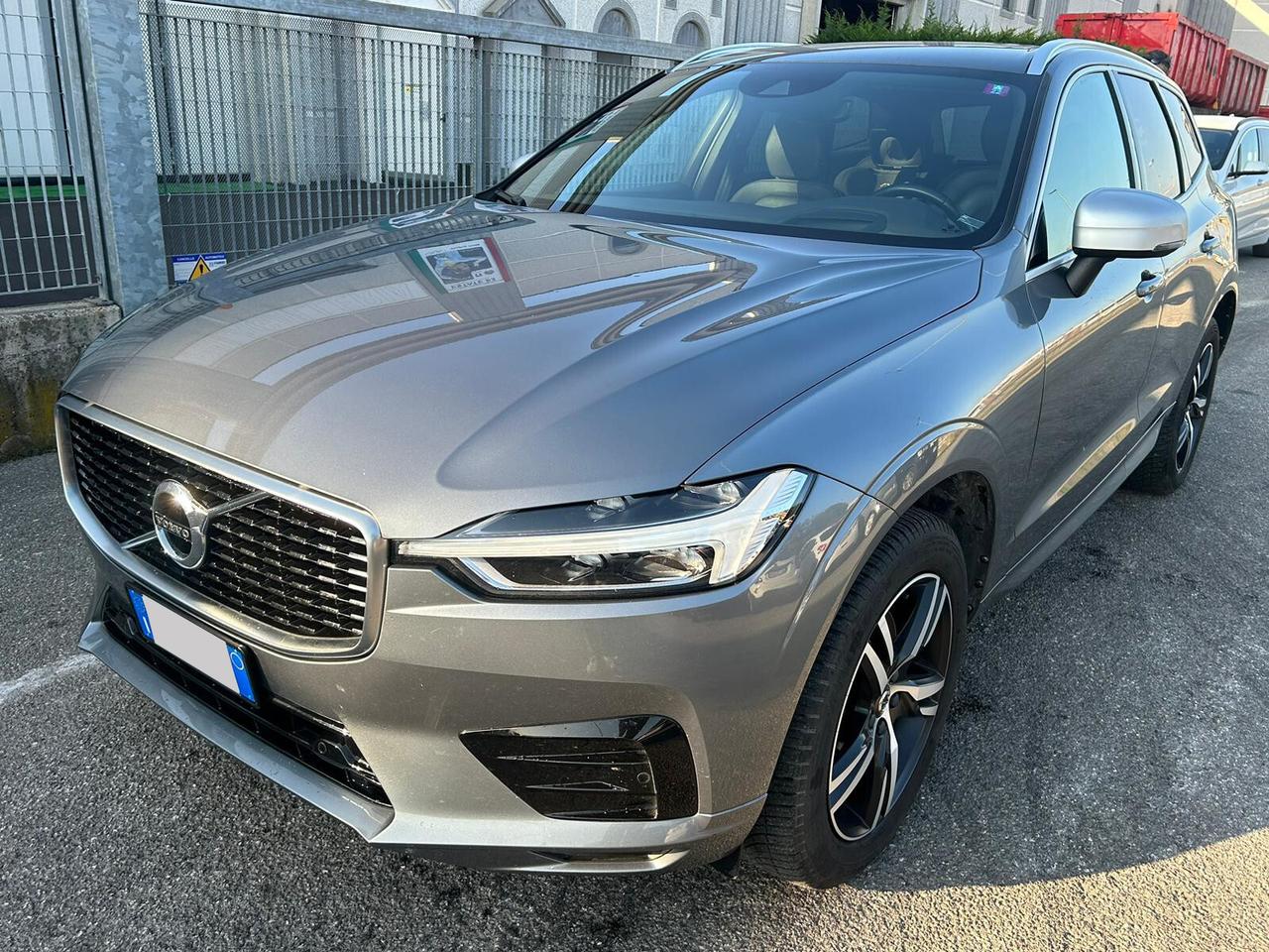 Volvo XC 60 2.0 t4 R-design geartronic