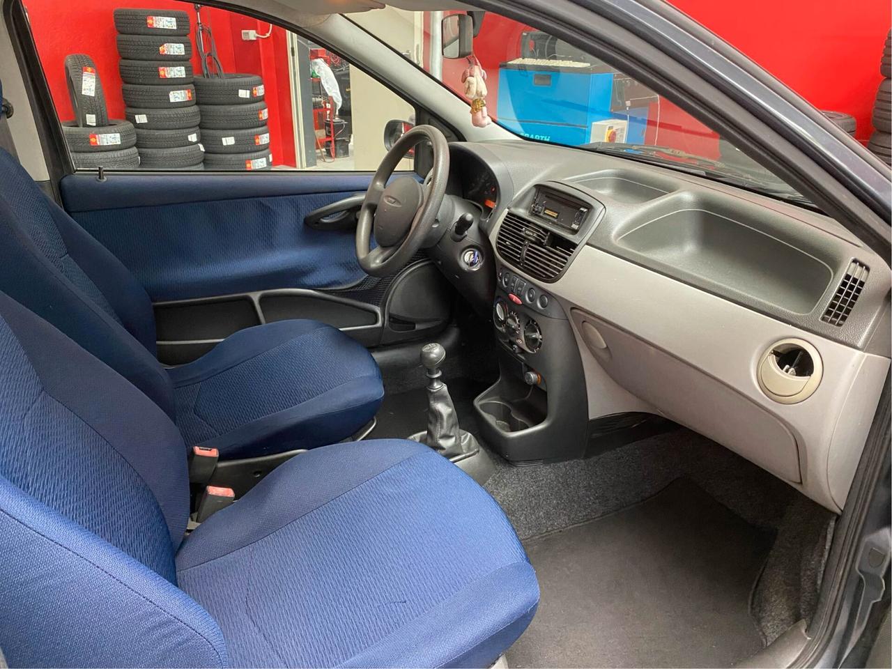 Fiat Punto 1.2i cat 3 porte