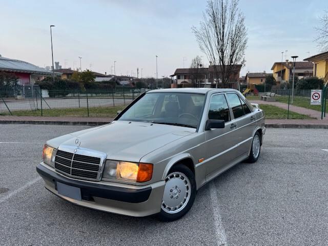 Mercedes 190 2.3 16V. "PERFETTA"