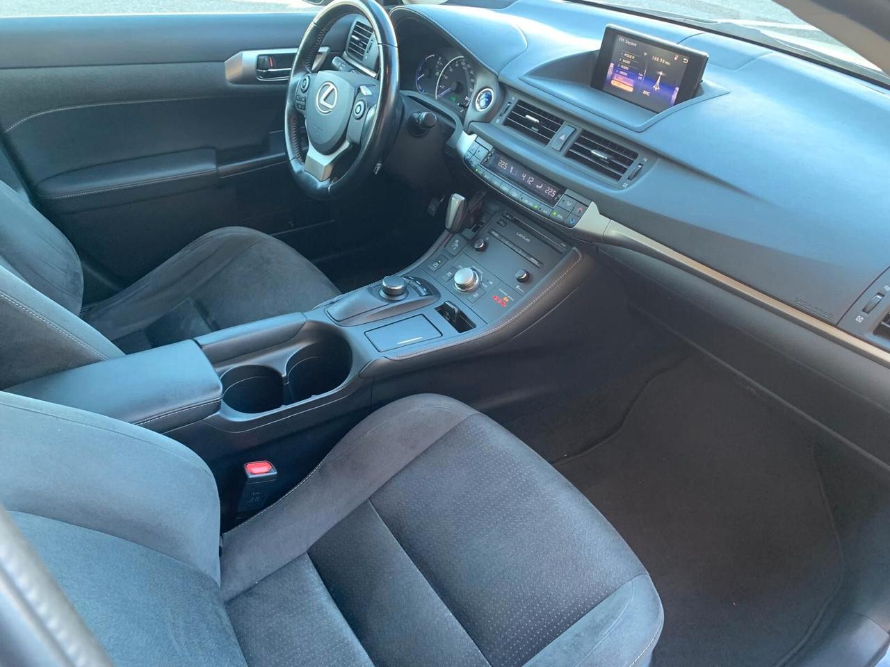 Lexus CT 200h Hybrid Executive Neopatentati