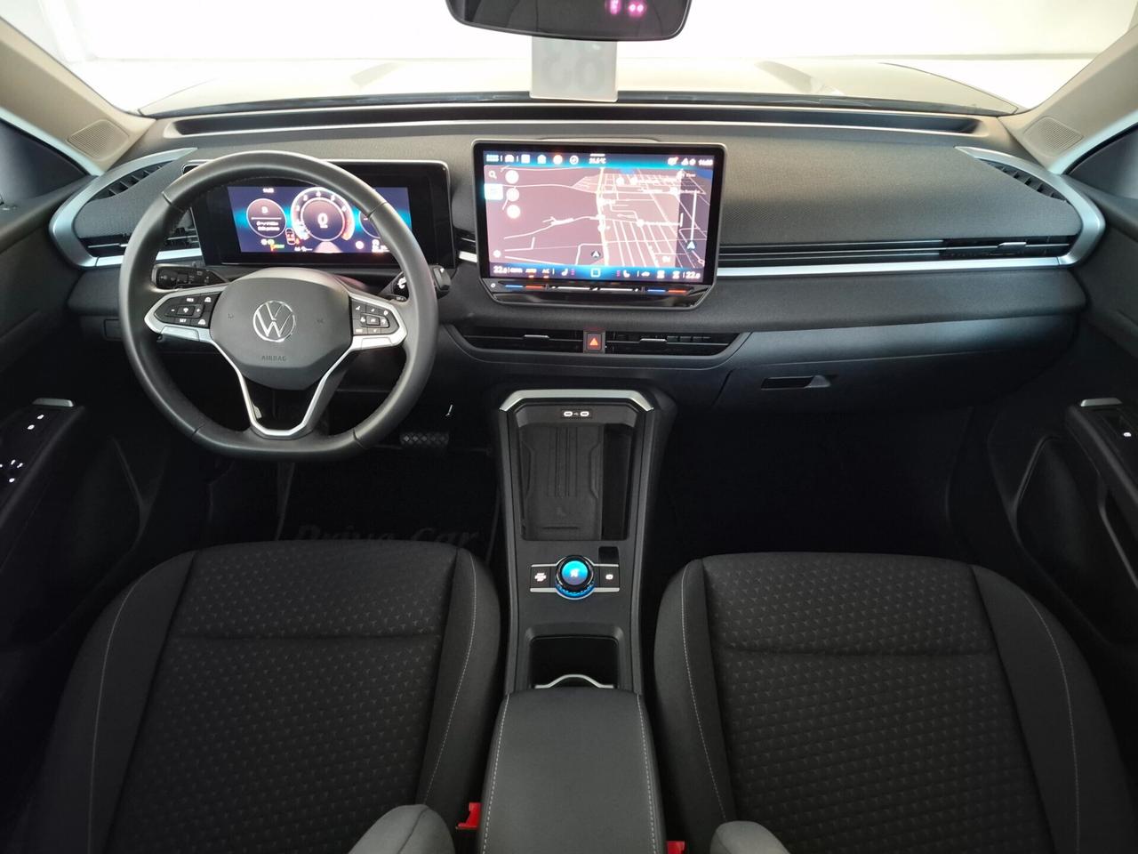Volkswagen T-Roc 1.5 ETSI LIFE 116CV DSG LED NAVI C.17 APPLE CAR PLAY/ANDROID AUTO ACC LANE ASSIST VOLANTE/SEDILI RISCALDABILI WIRELESS