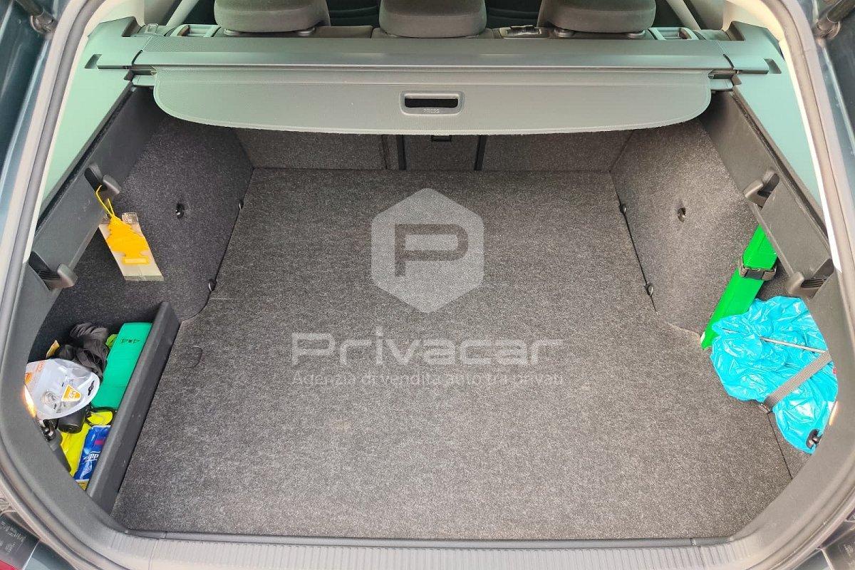 SKODA Octavia 1.5 DSG Wagon Executive G-Tec