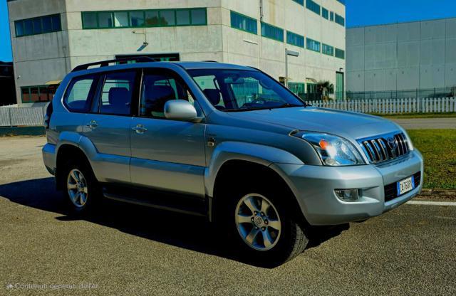 TOYOTA Land Cruiser 3.0 D-4D 16V cat 5 porte aut. Wagon